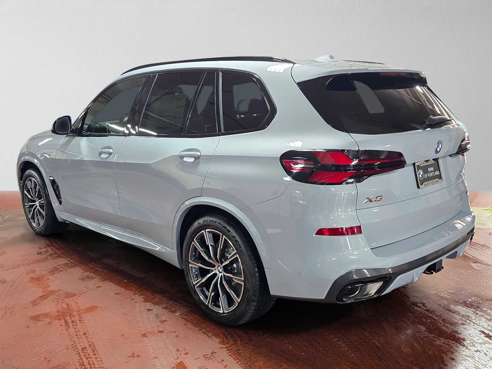 2026 BMW X5 xDrive50e xDrive50e