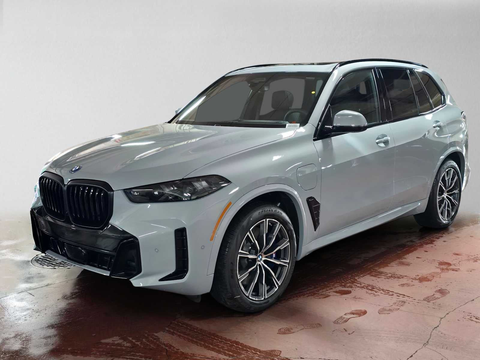 2026 BMW X5 xDrive50e xDrive50e