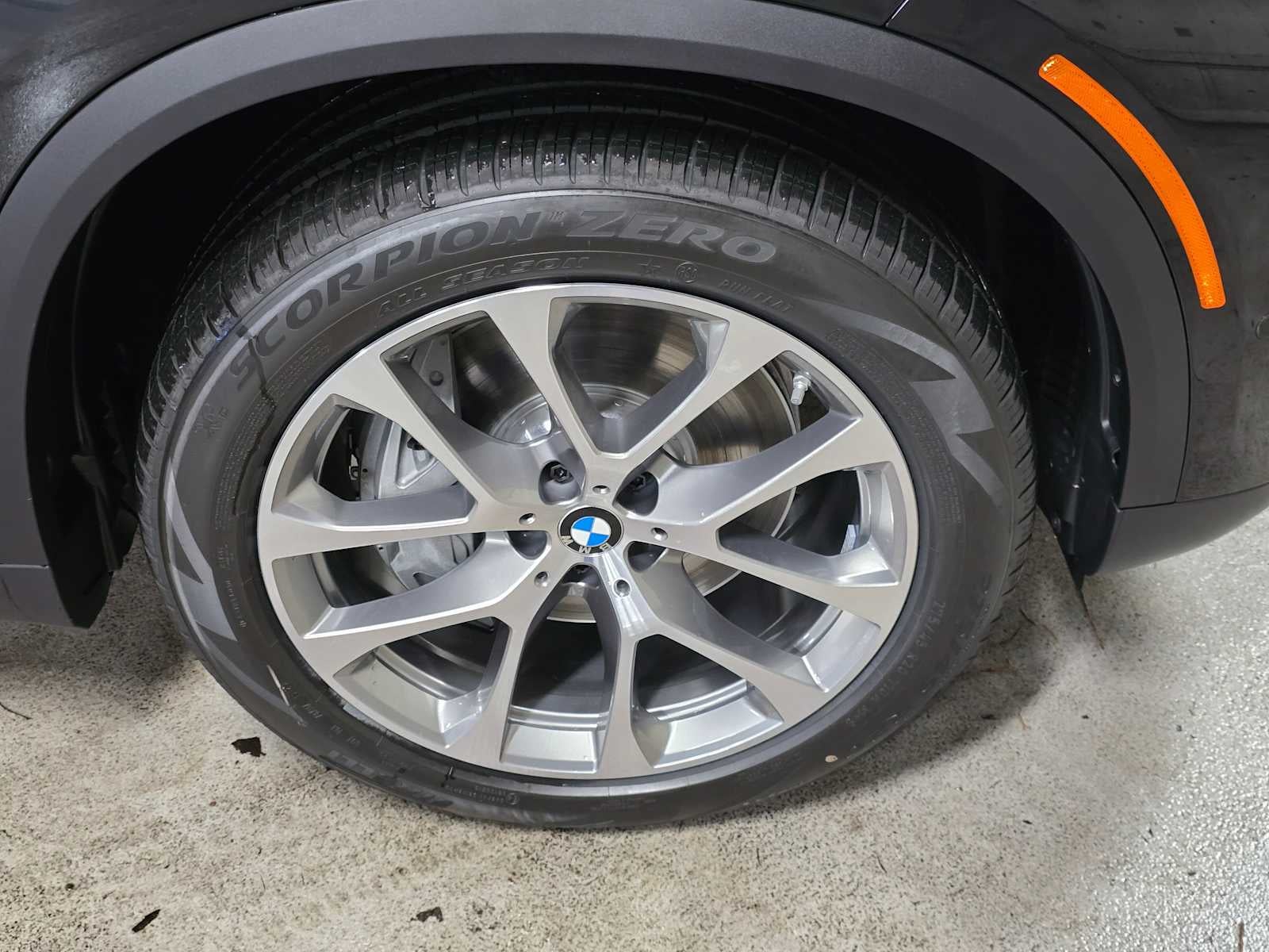 2026 BMW X5 xDrive50e xDrive50e