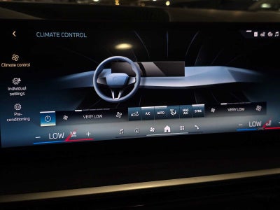 2026 BMW X5 xDrive50e xDrive50e