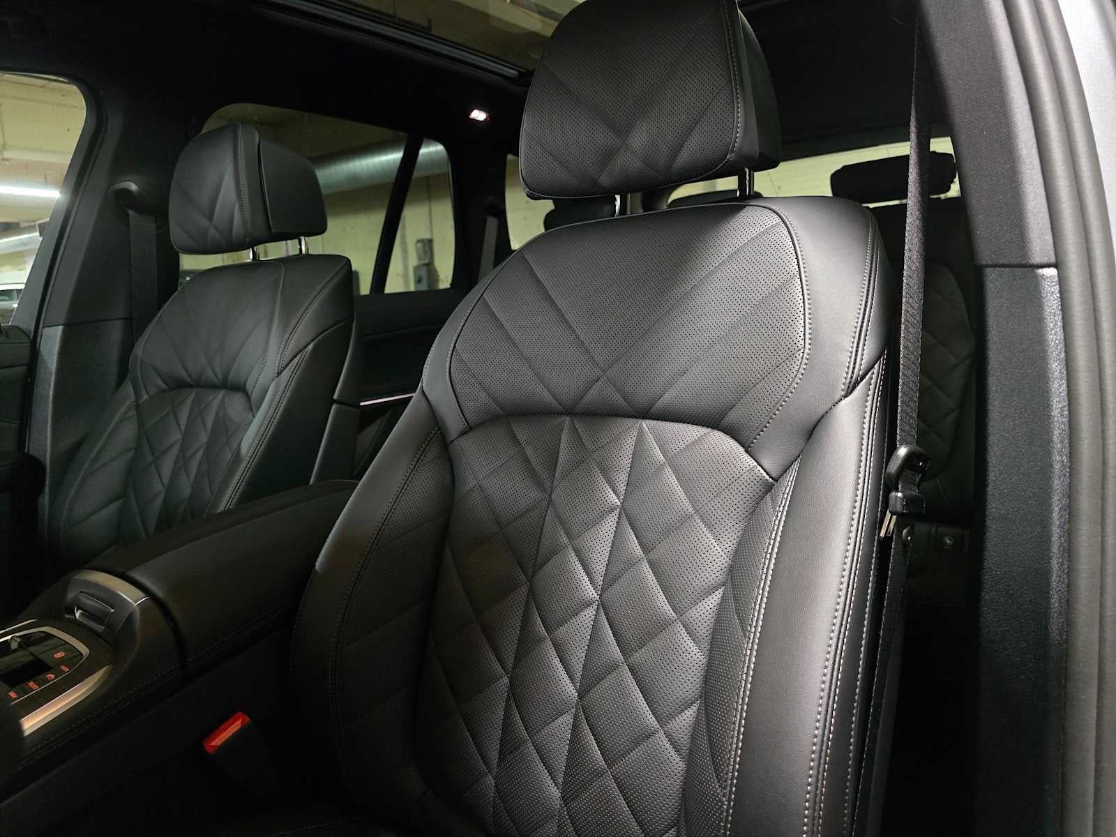 2026 BMW X5 xDrive50e xDrive50e