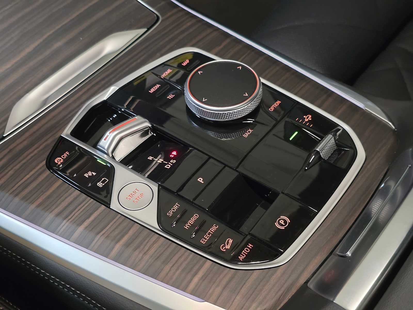 2026 BMW X5 xDrive50e xDrive50e
