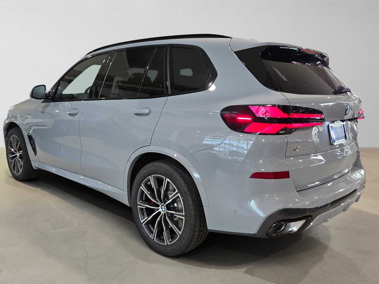2026 BMW X5 xDrive50e xDrive50e