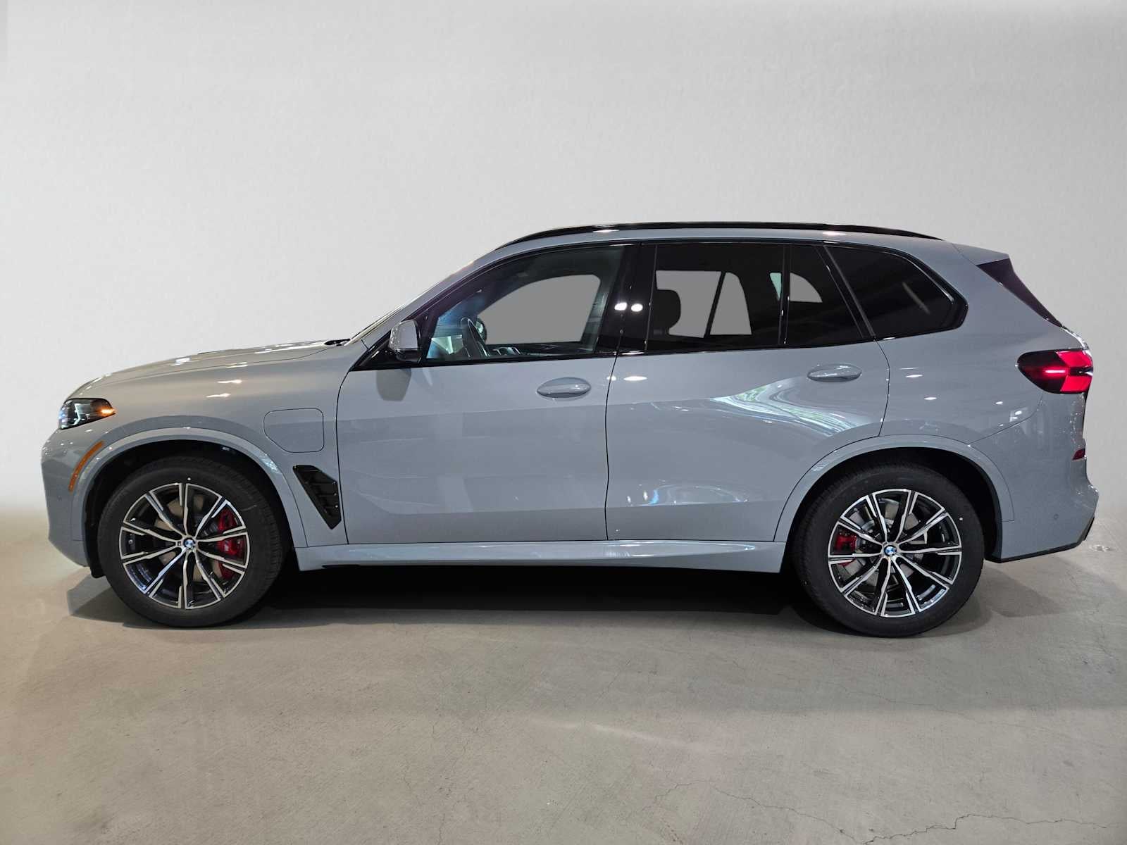 2026 BMW X5 xDrive50e xDrive50e