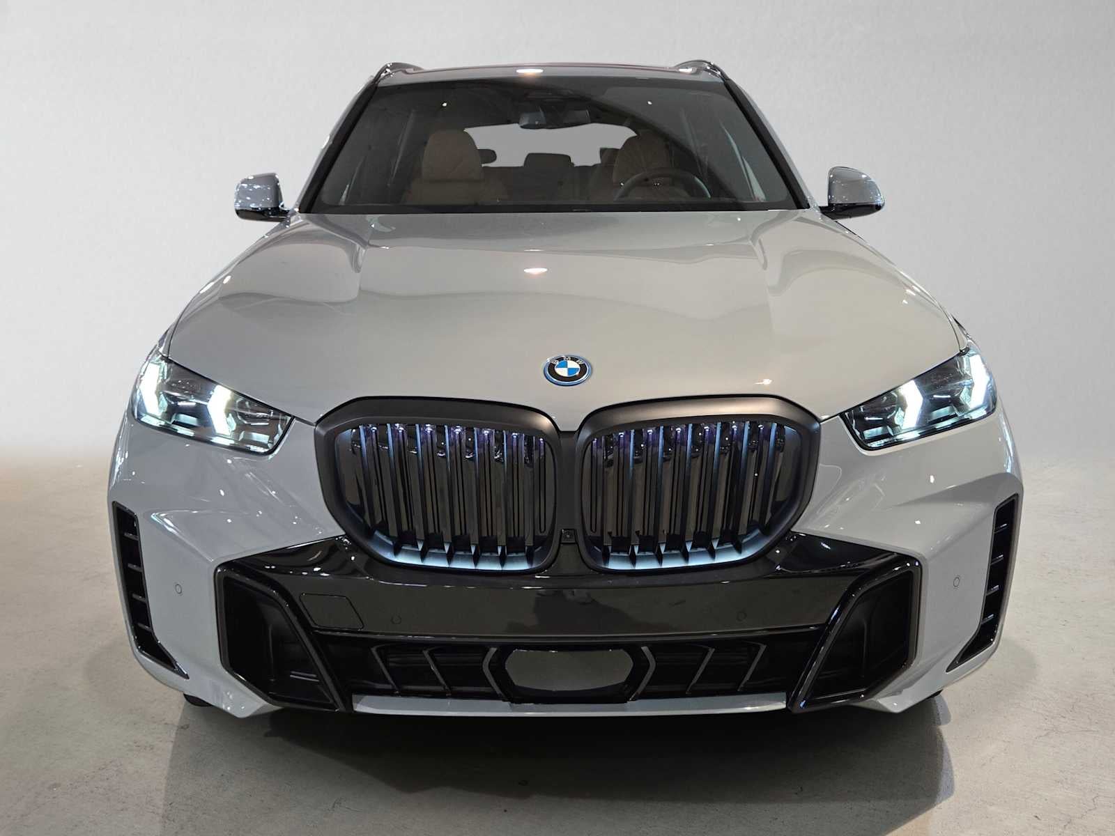 2026 BMW X5 xDrive50e xDrive50e
