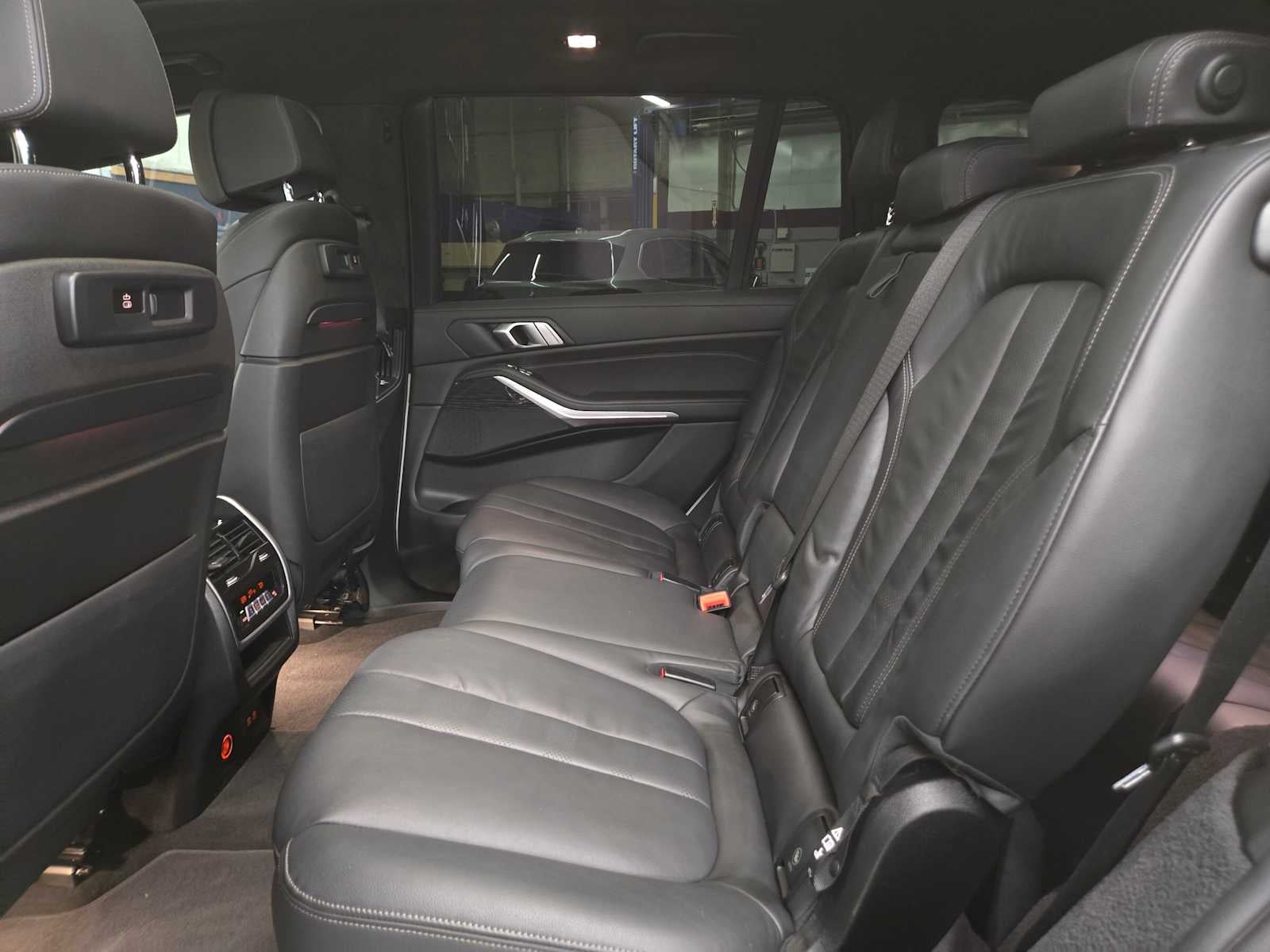 2022 BMW X7 xDrive40i xDrive40i
