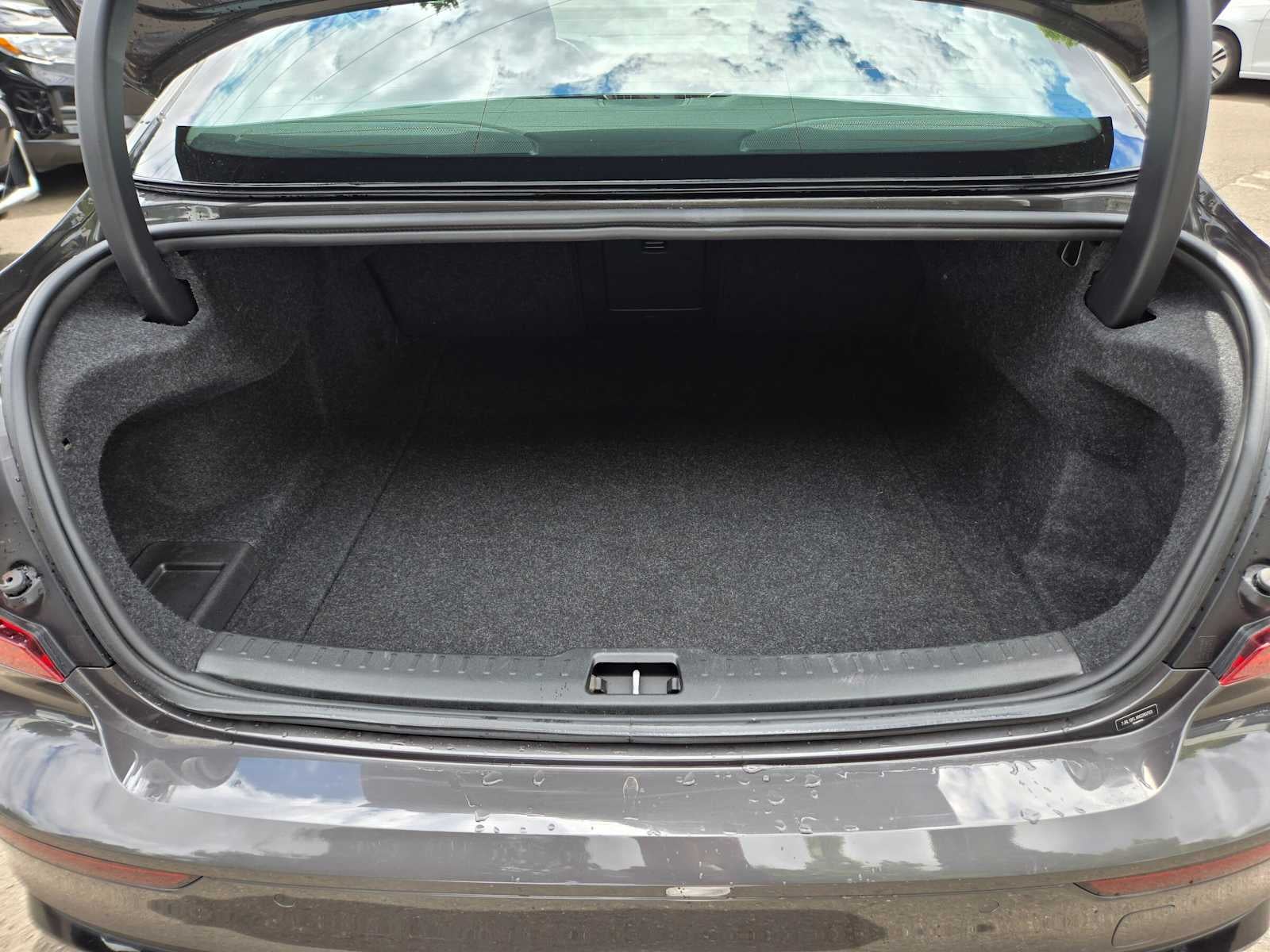 2024 Volvo S60 Plus Dark Theme