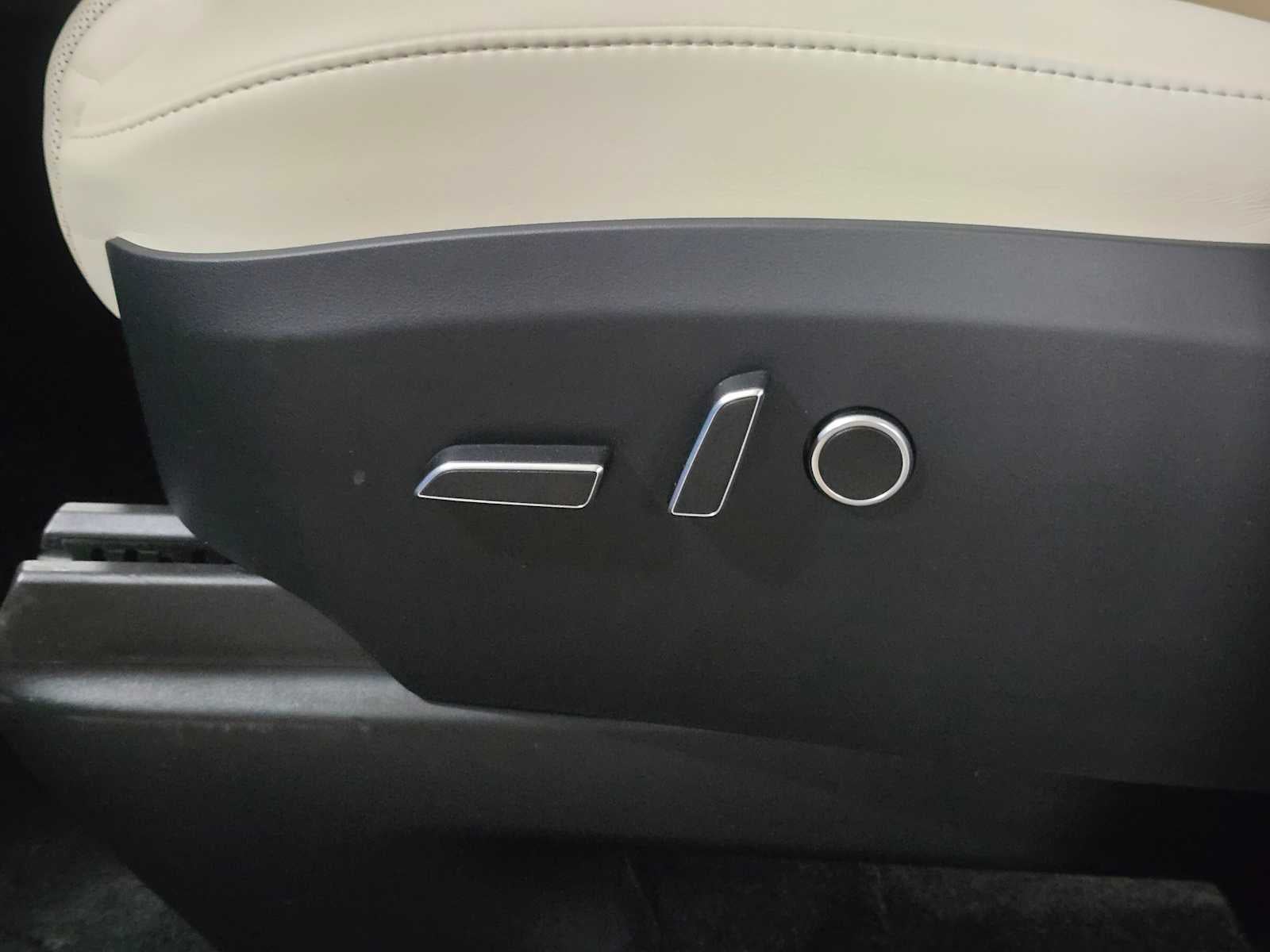 2023 Tesla Model X AWD