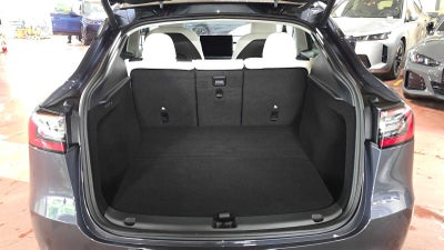 2023 Tesla Model Y RWD