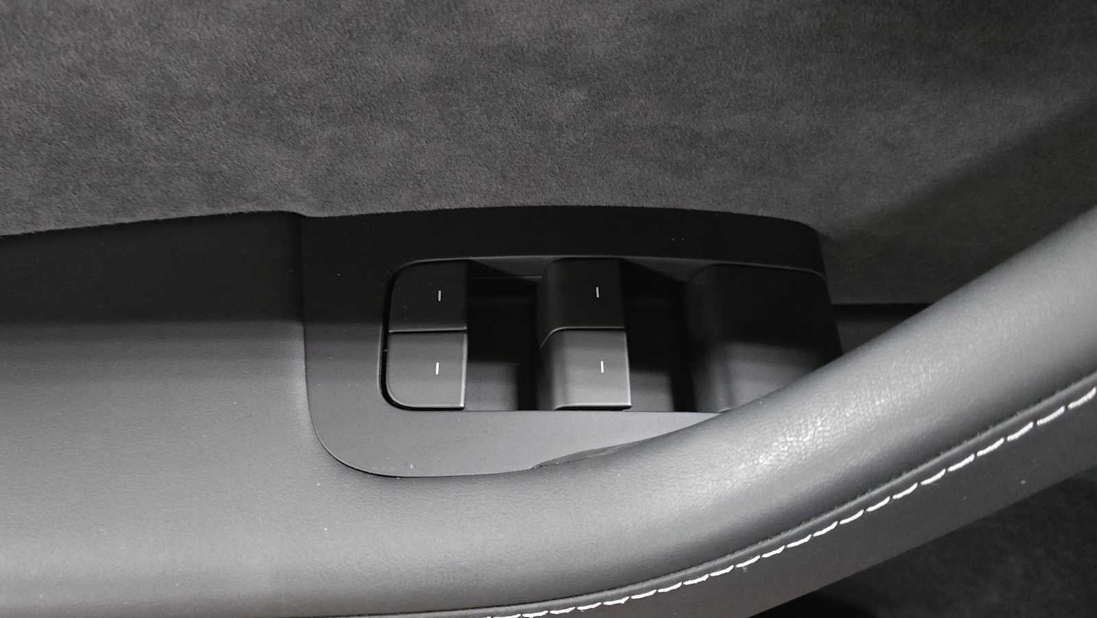 2023 Tesla Model Y RWD
