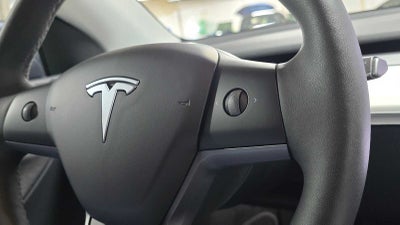 2023 Tesla Model Y RWD