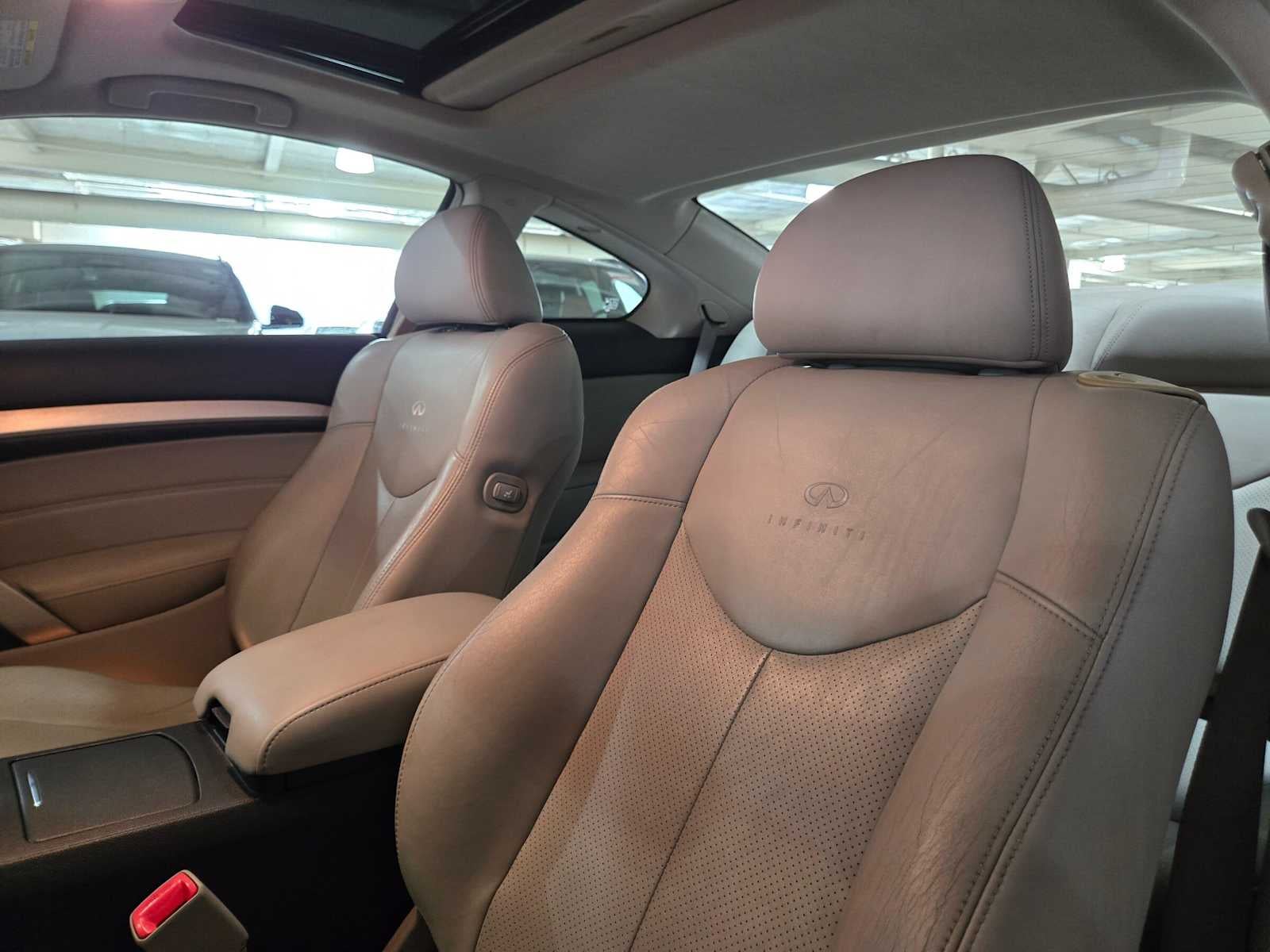 2009 INFINITI G37 x