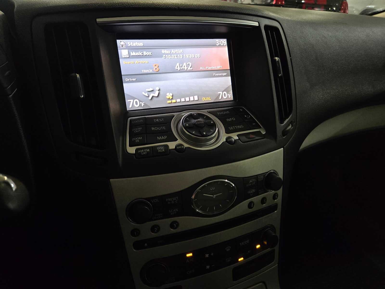 2009 INFINITI G37 x