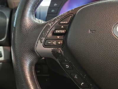 2009 INFINITI G37 x