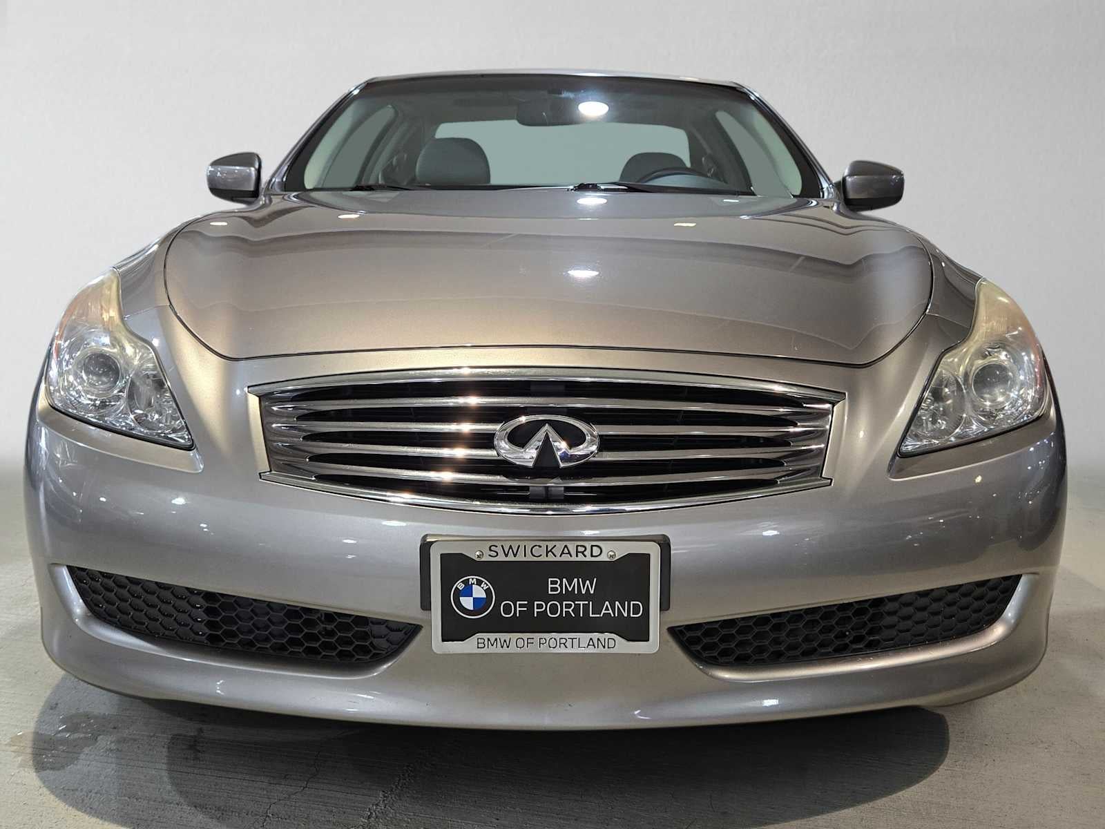 2009 INFINITI G37 x