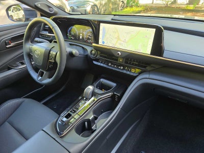 2025 Toyota Crown Signia Limited