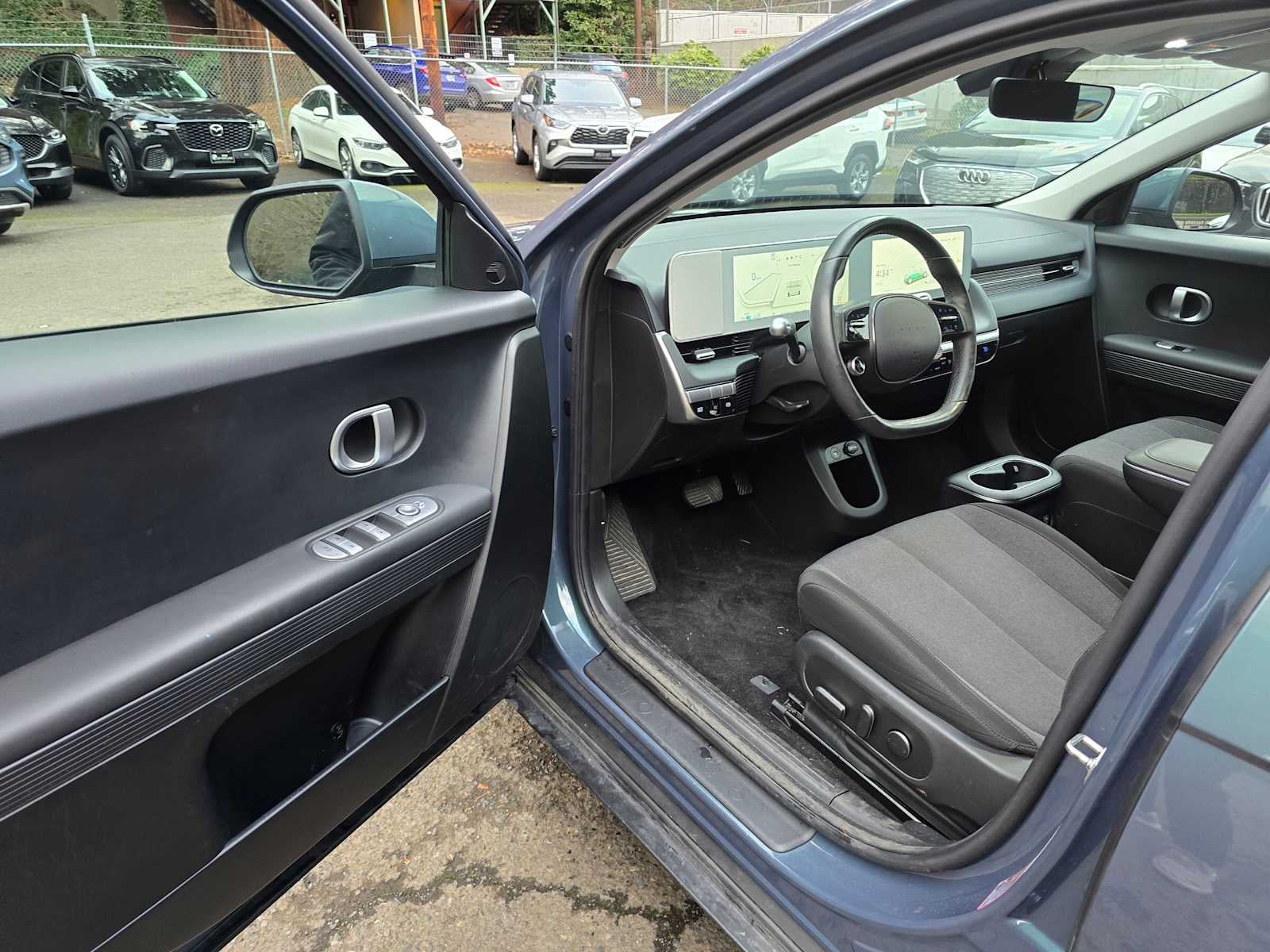 2024 Hyundai IONIQ 5 SE