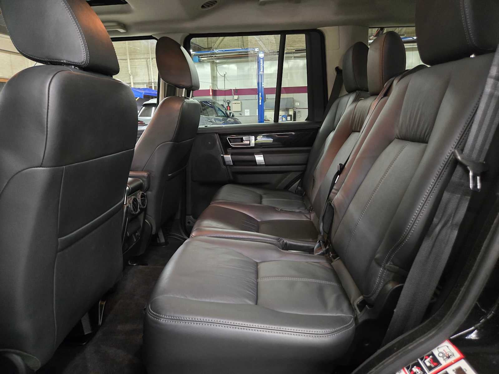 2016 Land Rover LR4 HSE LUX