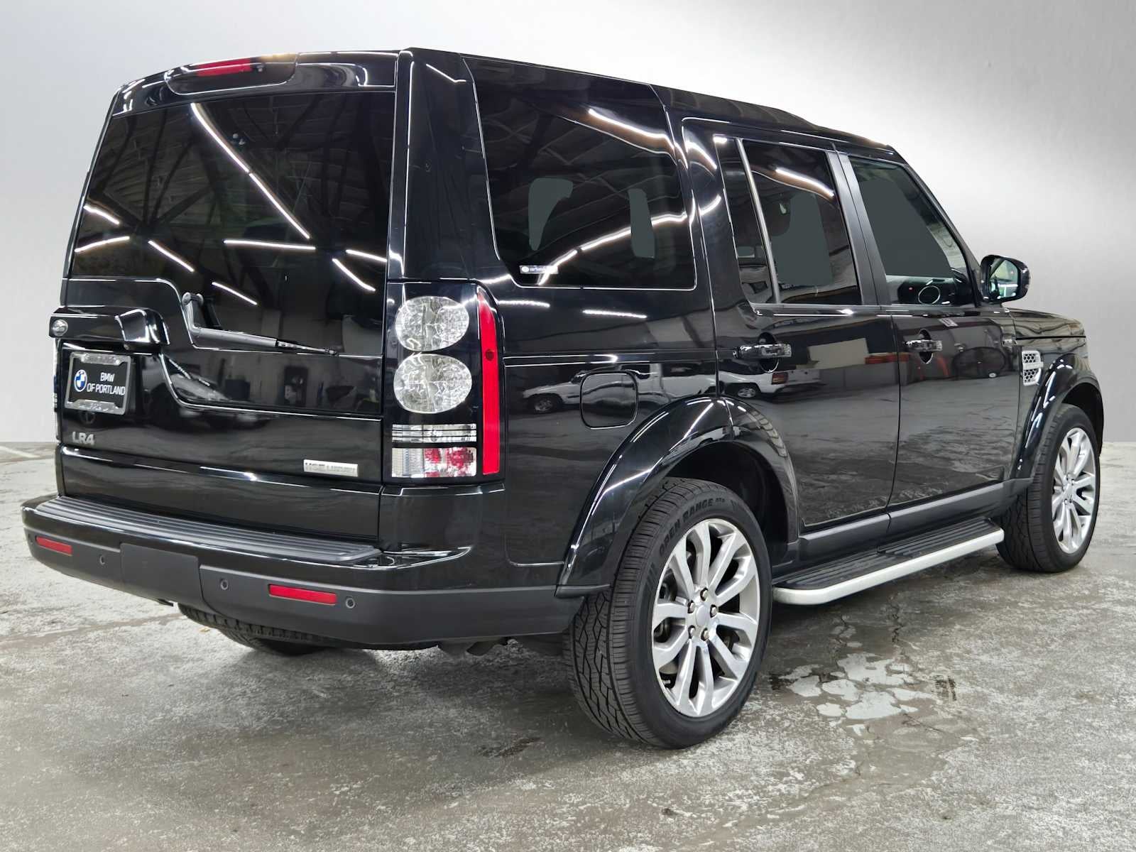 2016 Land Rover LR4 HSE LUX
