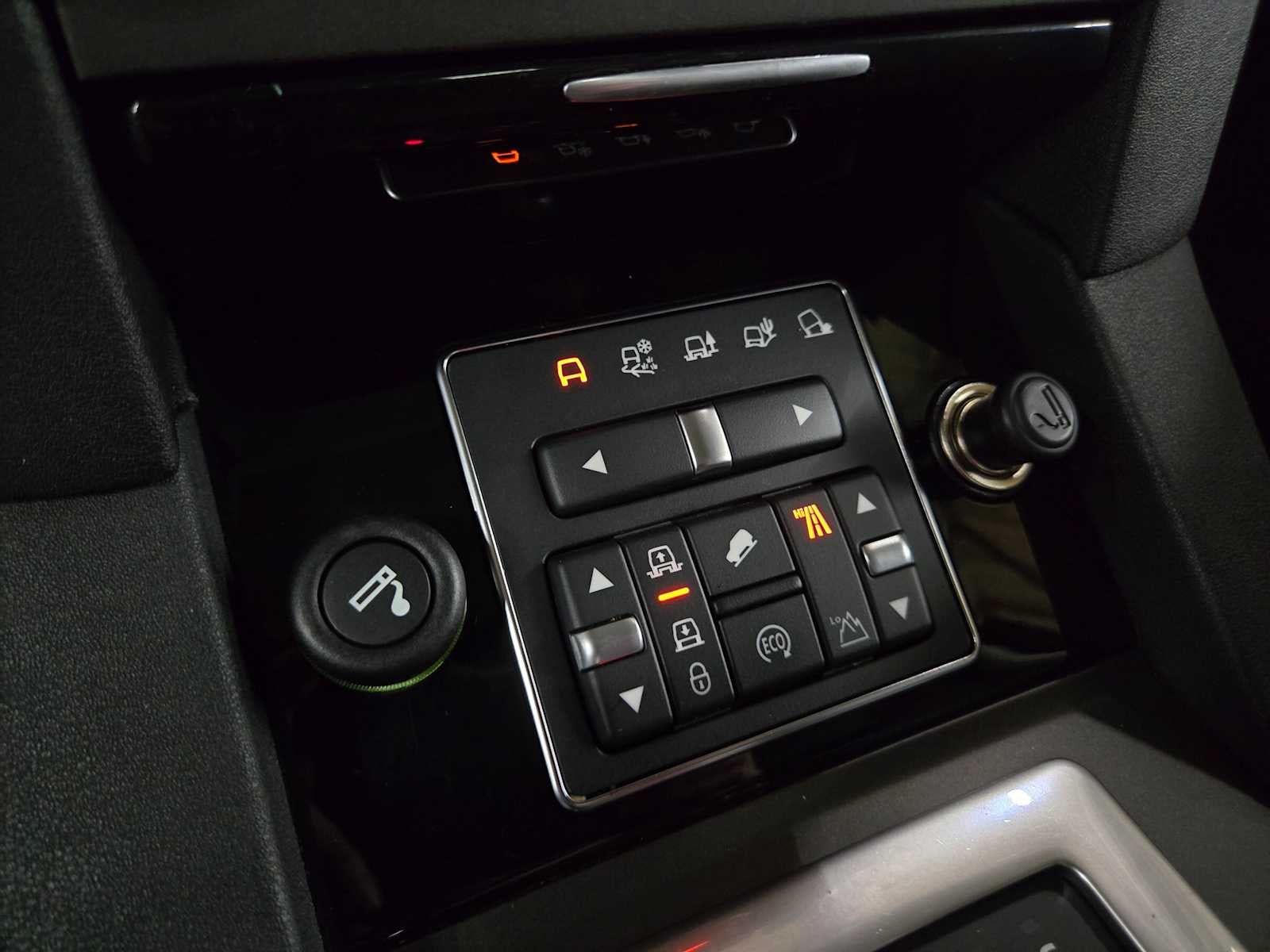 2016 Land Rover LR4 HSE LUX