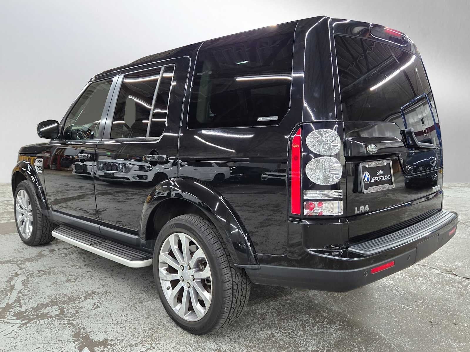 2016 Land Rover LR4 HSE LUX