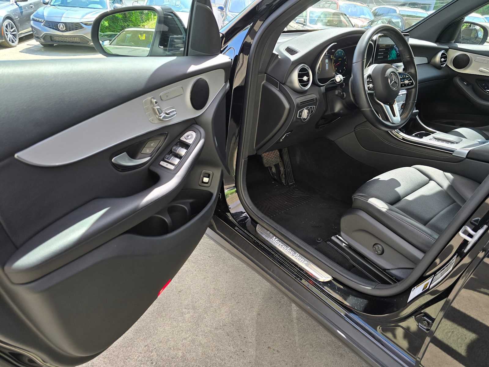 2021 Mercedes-Benz GLC 300 GLC 300