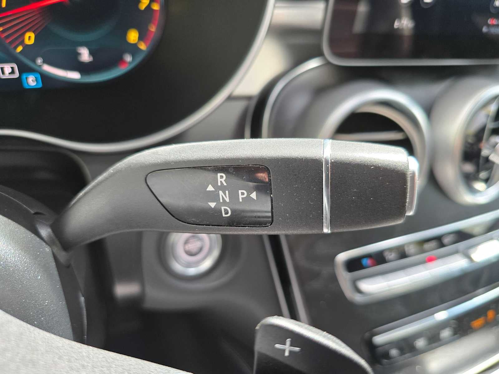 2021 Mercedes-Benz GLC 300 GLC 300