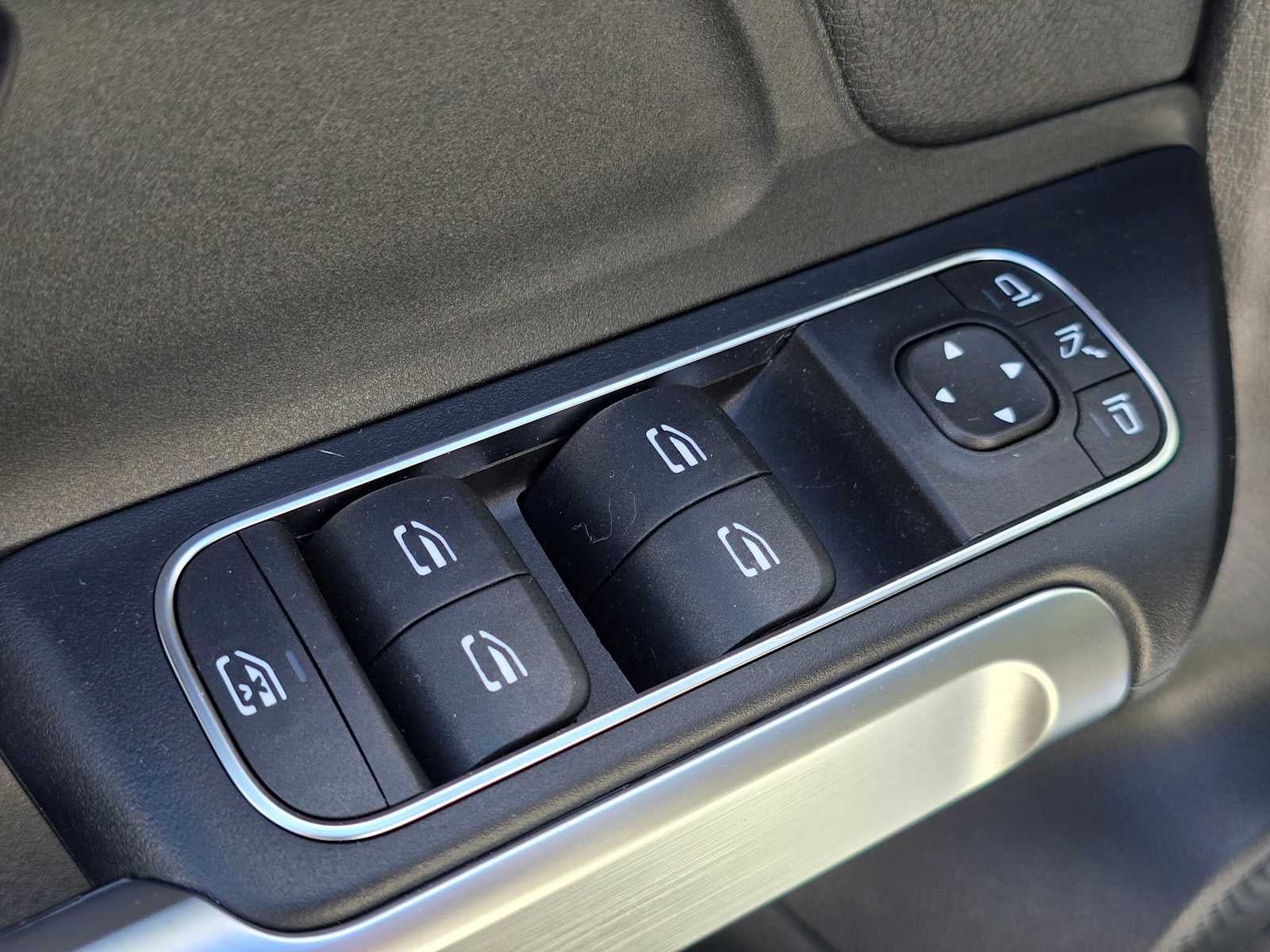 2024 Mercedes-Benz EQB 250+ EQB 250+