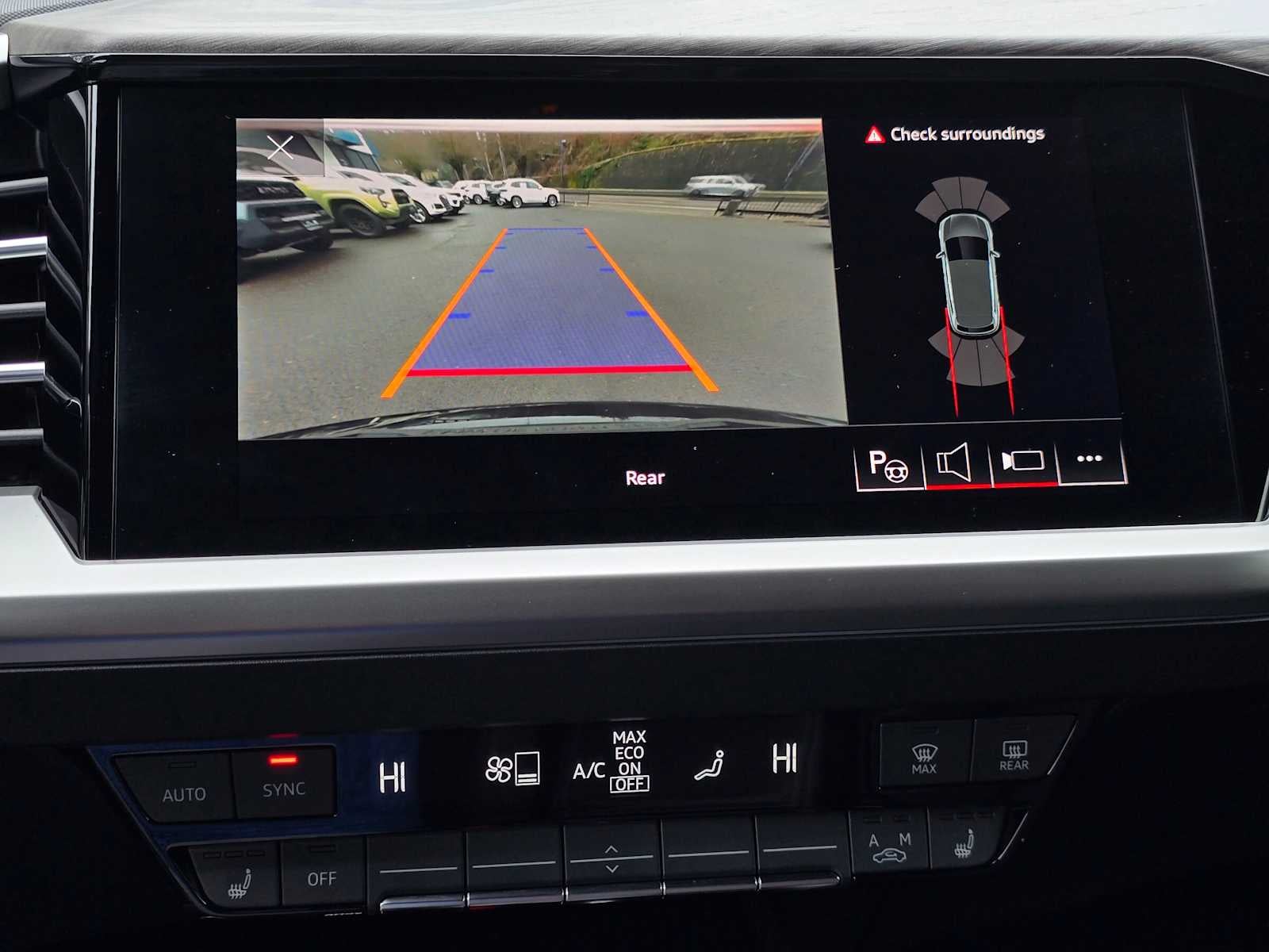 2022 Audi Q4 e-tron Prestige