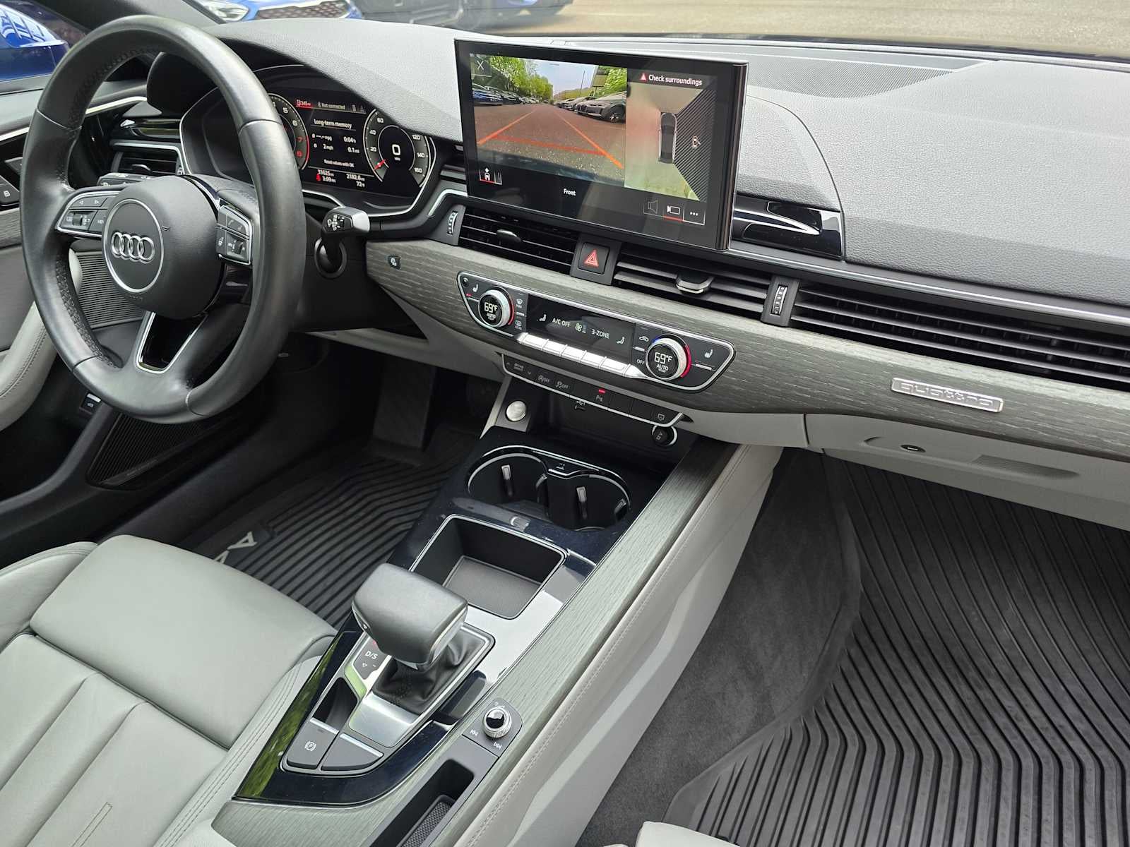 2022 Audi A4 Sedan S line Premium Plus