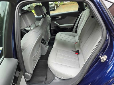 2022 Audi A4 Sedan S line Premium Plus