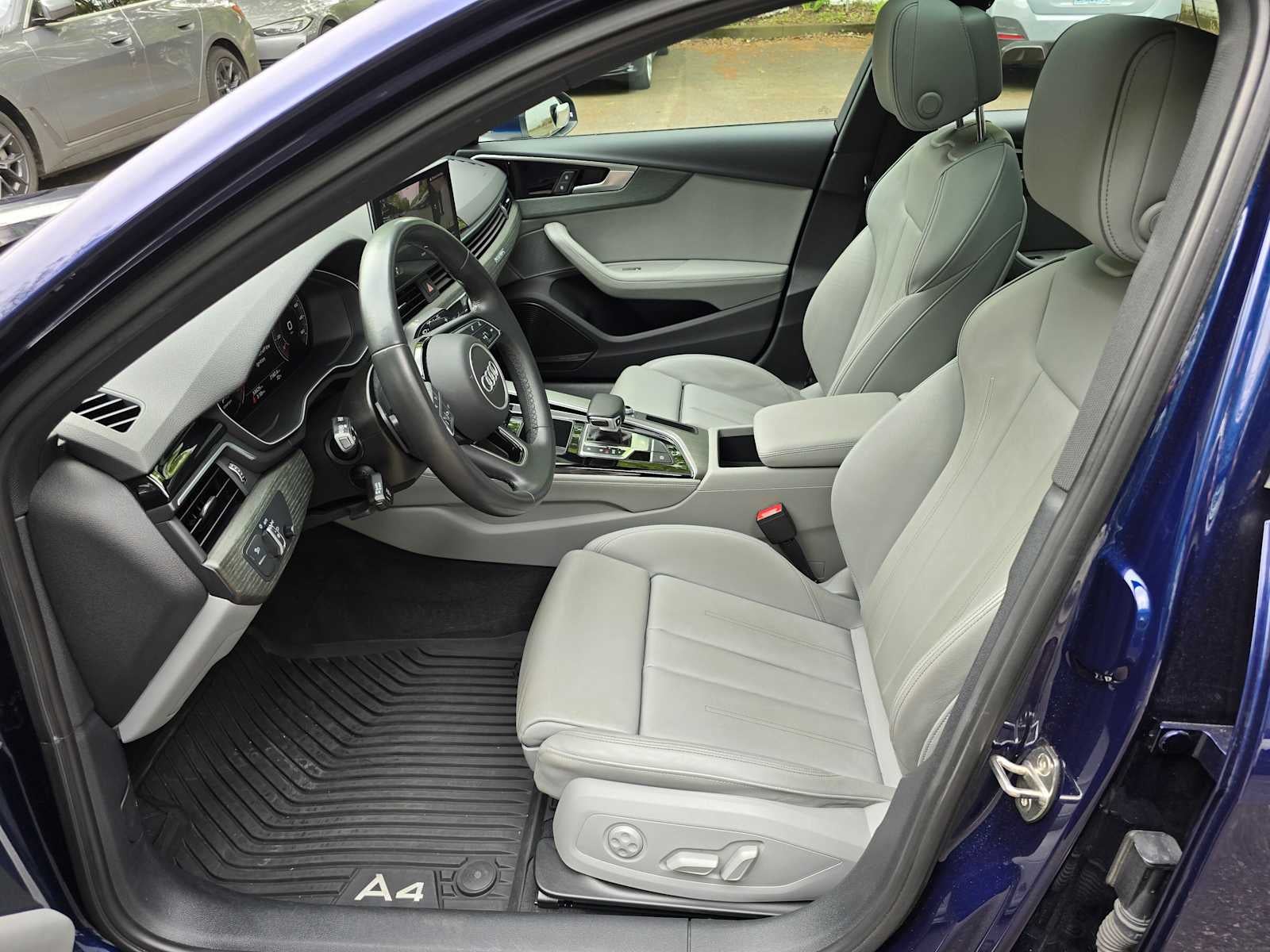 2022 Audi A4 Sedan S line Premium Plus
