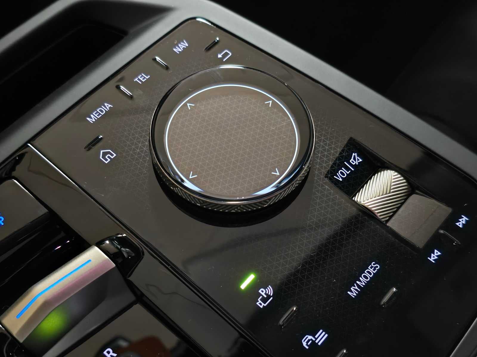 2026 BMW iX xDrive45 xDrive45