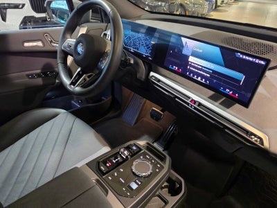 2026 BMW iX xDrive45