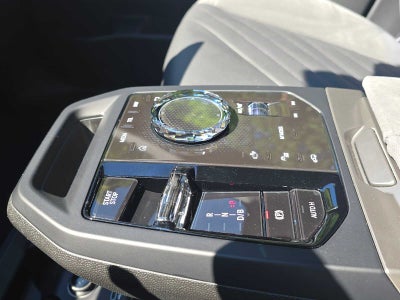 2026 BMW iX xDrive60