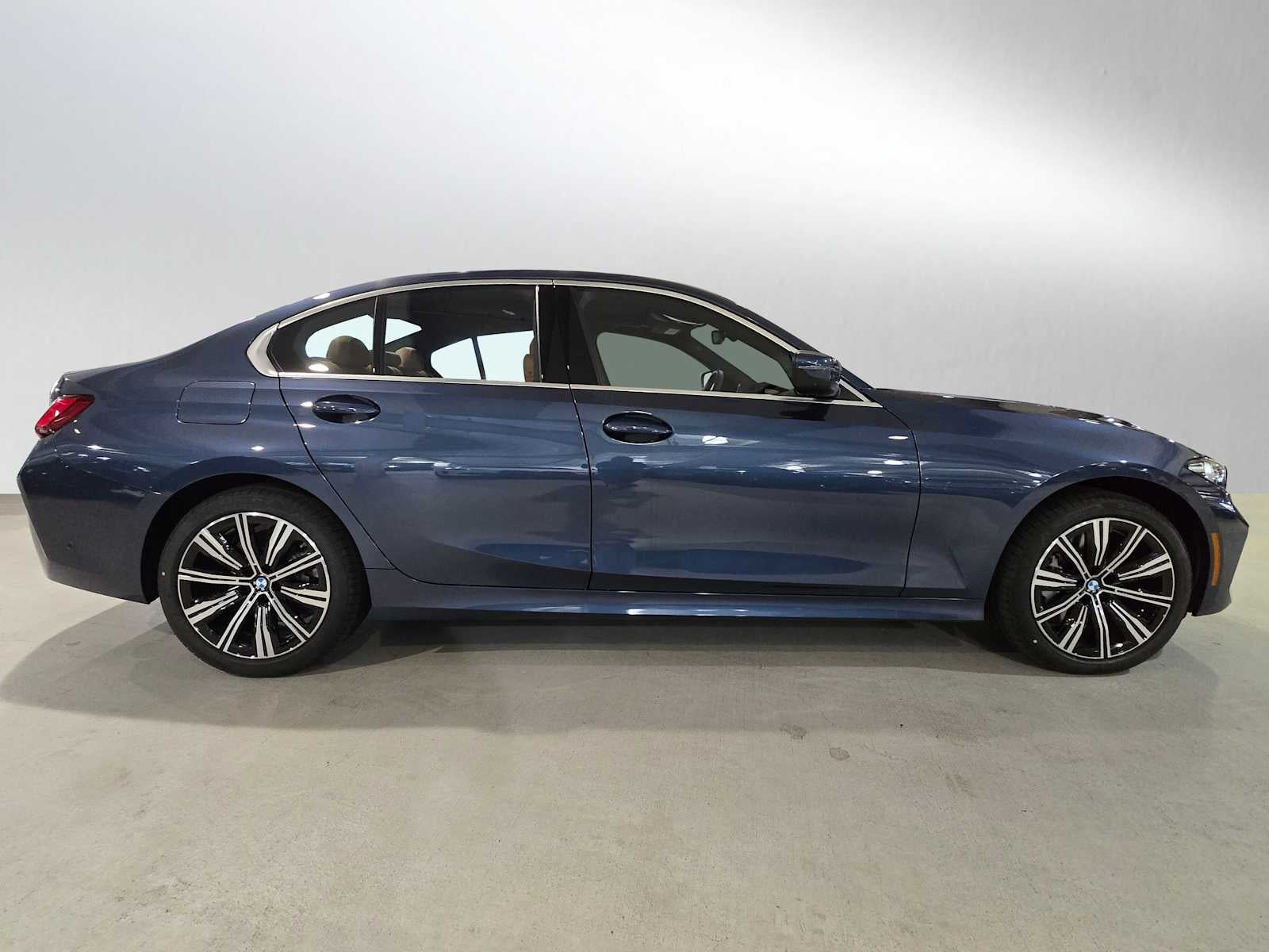 2026 BMW 330i xDrive 330i xDrive