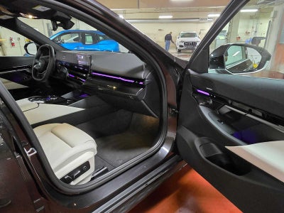 2024 BMW 5 Series 530i xDrive