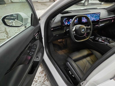 2024 BMW 530i xDrive 530i xDrive