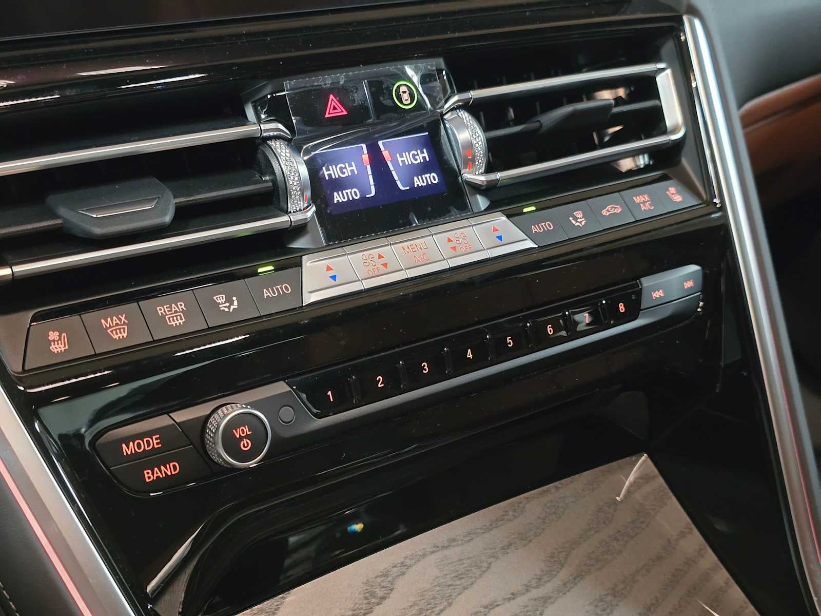 2026 BMW 8 Series 840i