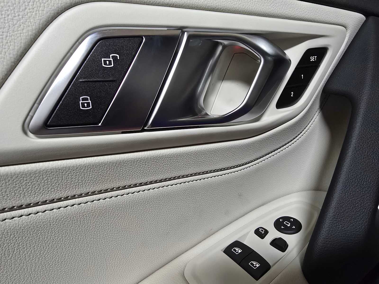 2026 BMW Z4 M40i M40i