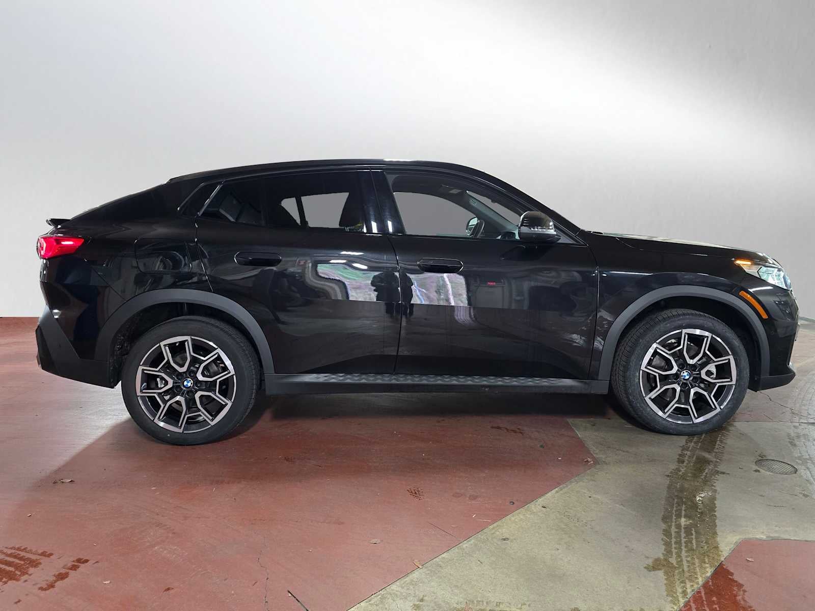 2025 BMW X2 xDrive28i xDrive28i