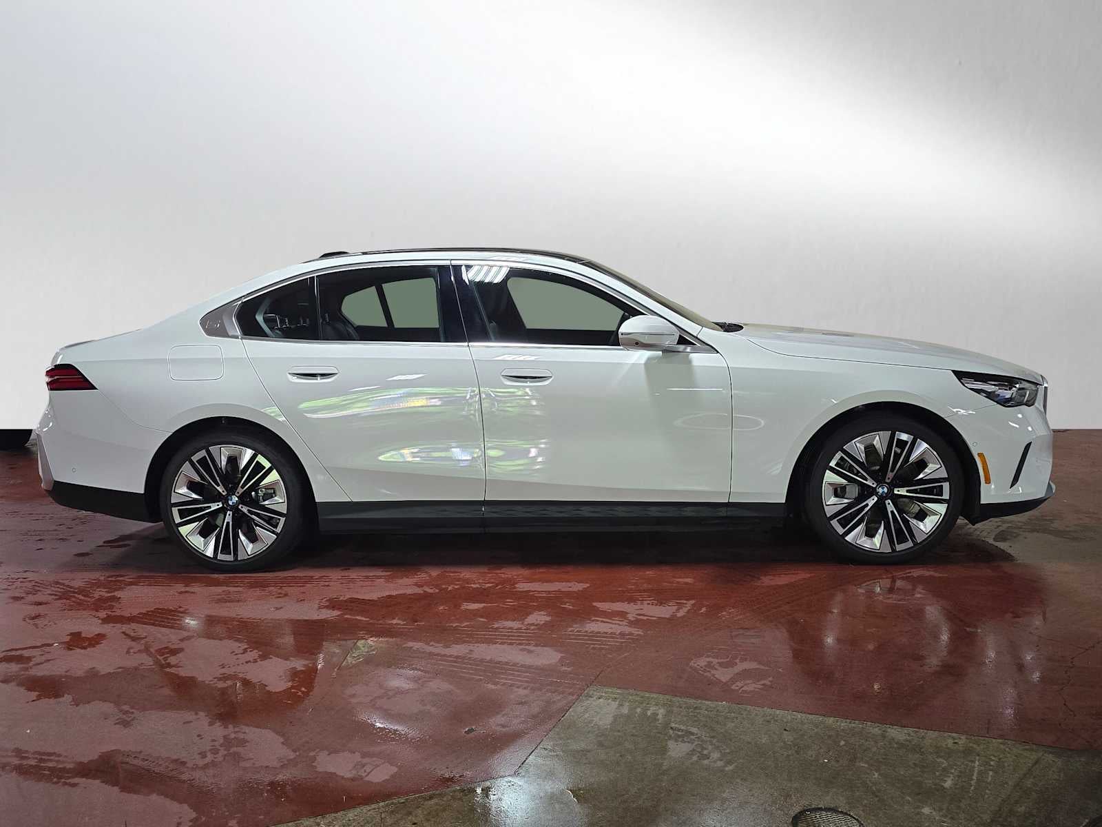 2026 BMW i5 xDrive40