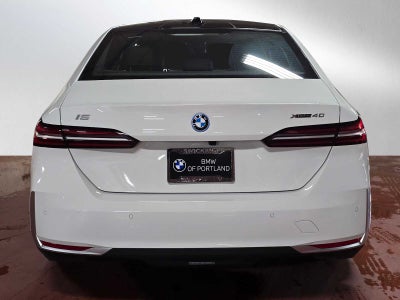 2026 BMW i5 xDrive40