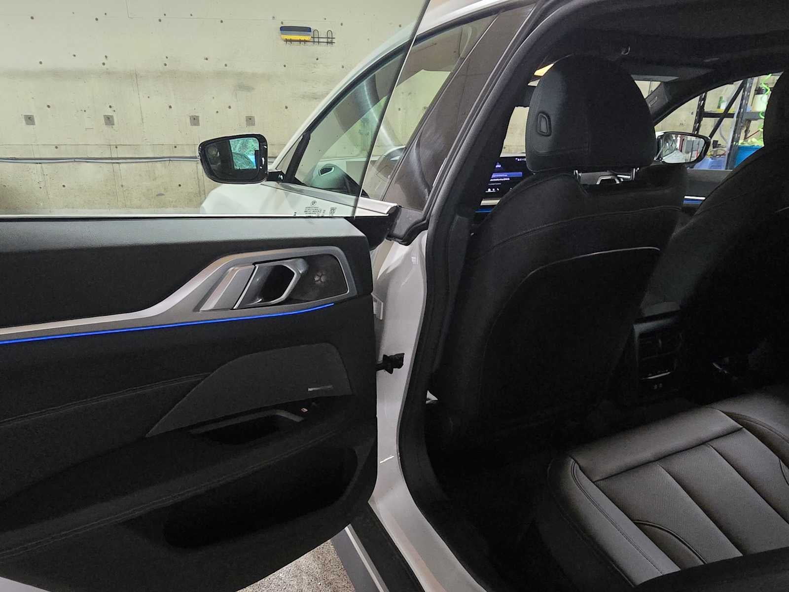 2025 BMW i4 xDrive40 xDrive40