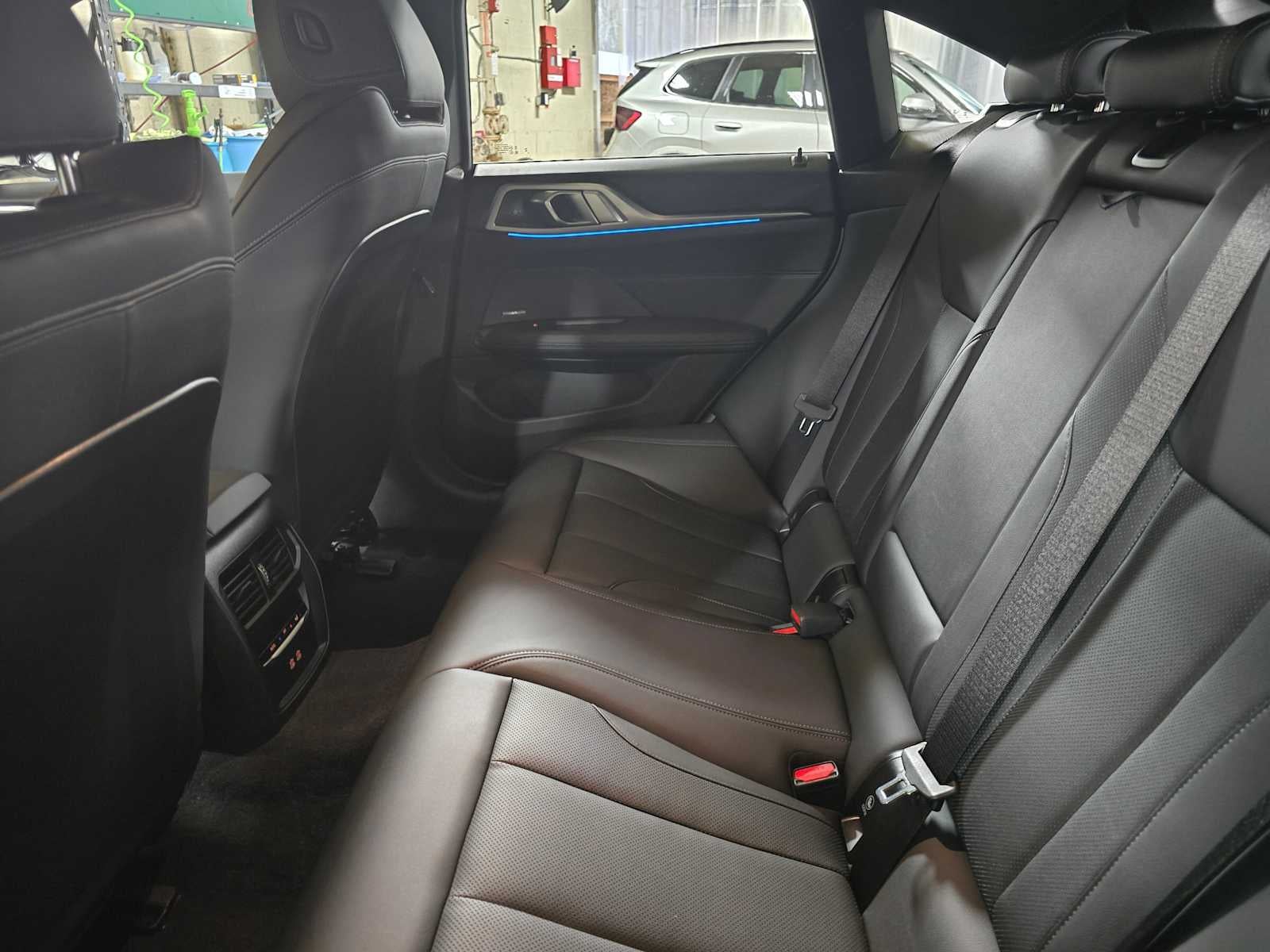 2025 BMW i4 xDrive40 xDrive40