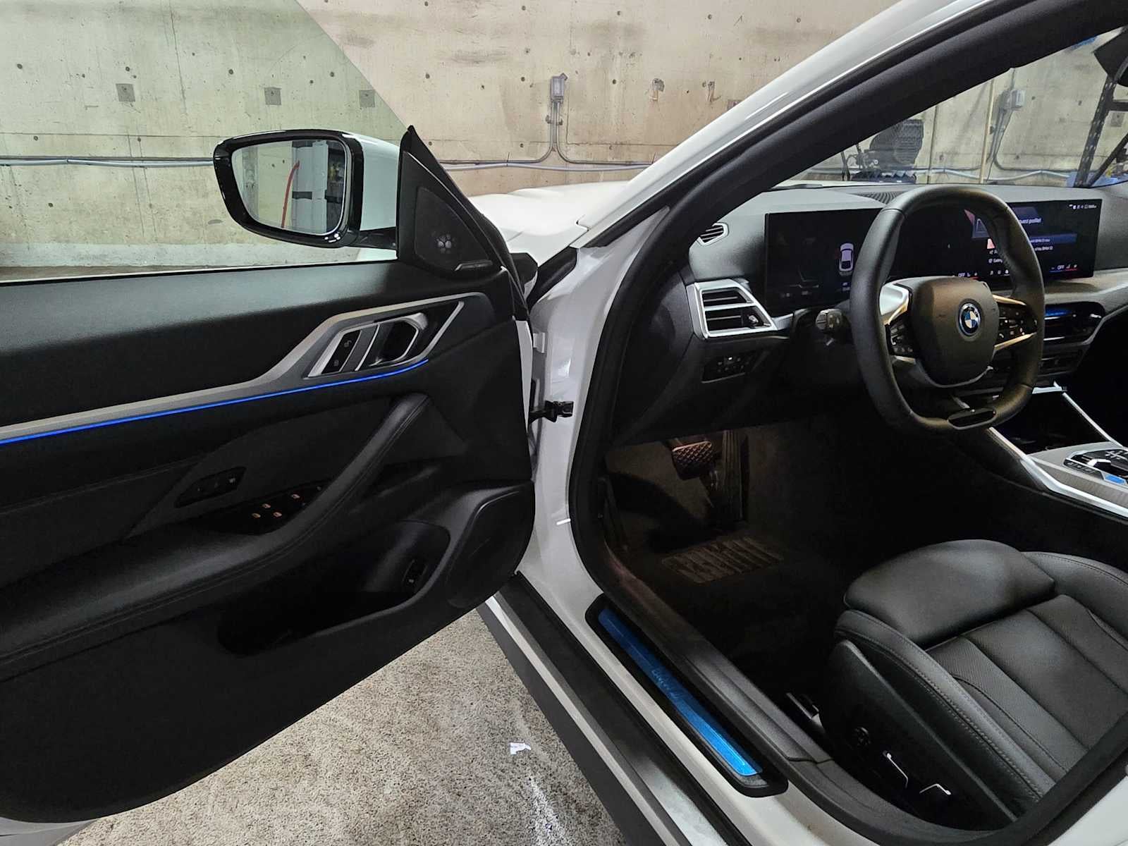 2025 BMW i4 xDrive40 xDrive40