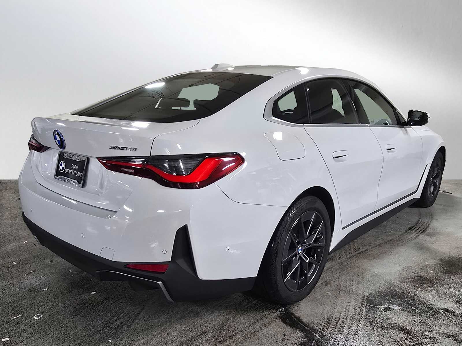 2025 BMW i4 xDrive40 xDrive40