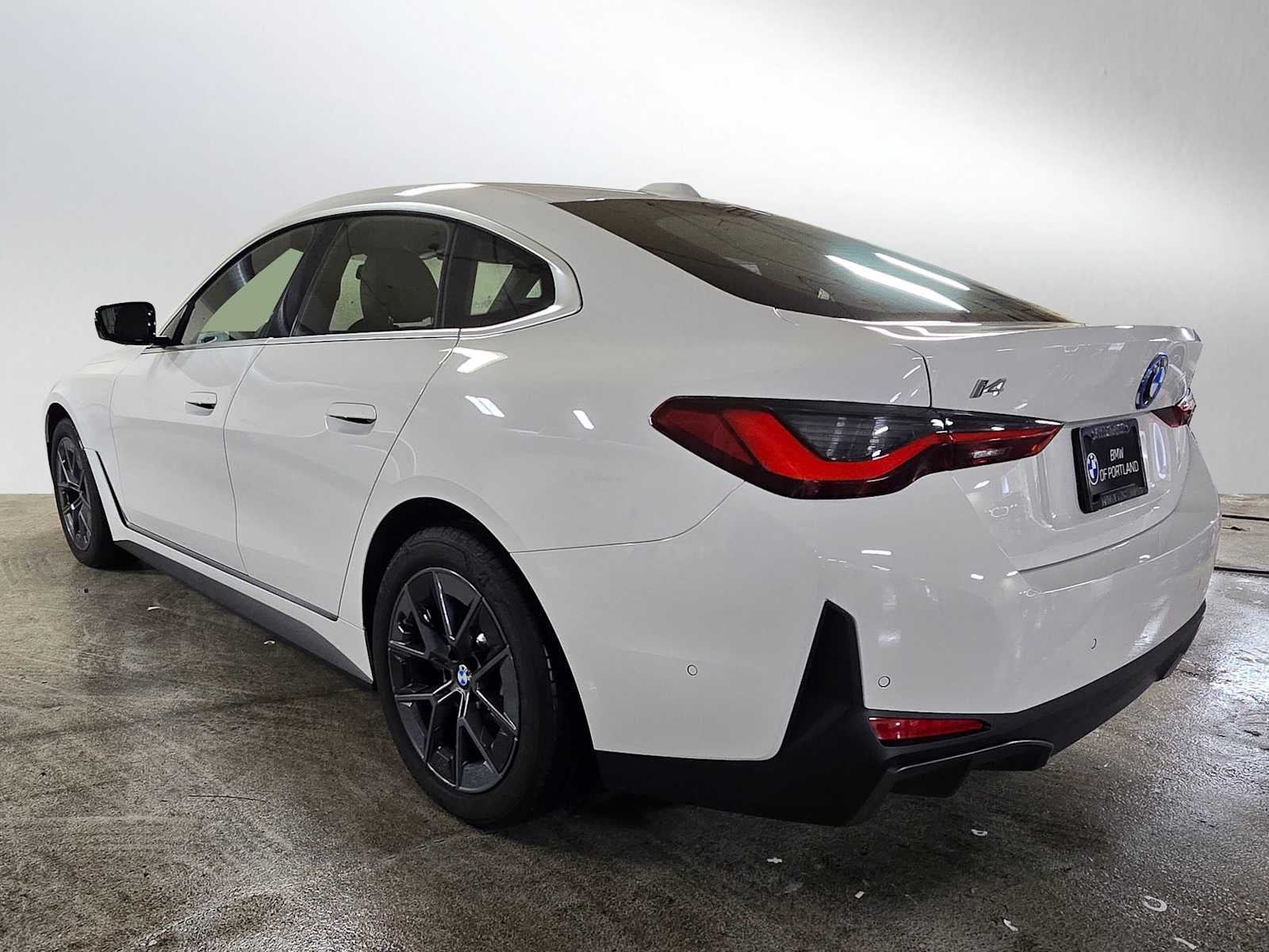 2025 BMW i4 xDrive40 xDrive40