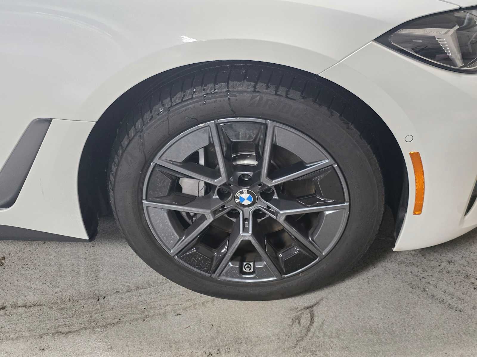 2025 BMW i4 xDrive40 xDrive40