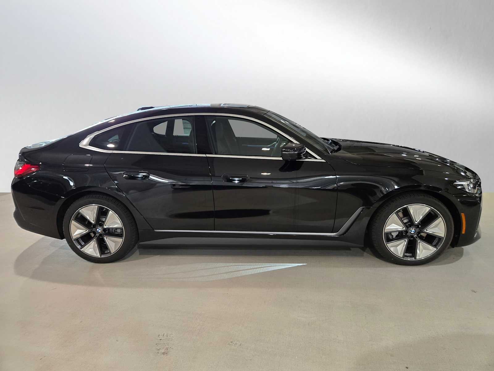2026 BMW i4 xDrive40 xDrive40